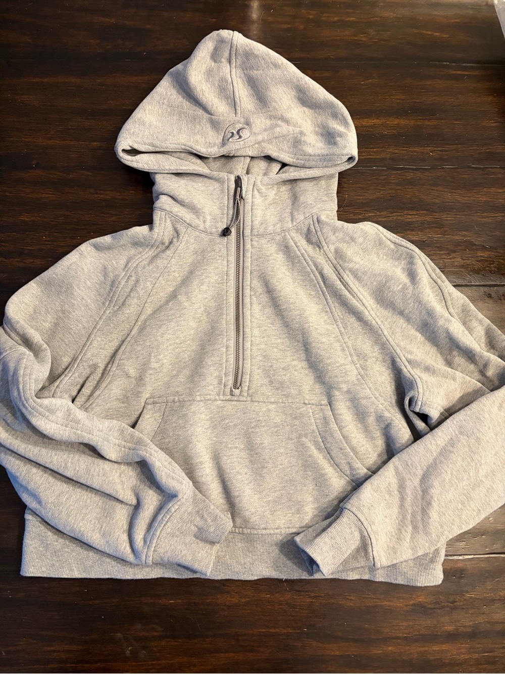Lululemon Women's gray scuba quarter zip Hoodie with silver Zipper - size XS/S